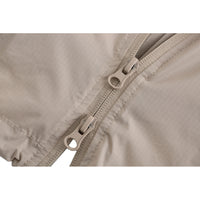 Chaqueta impermeable ligera de poliéster reciclado ecológico con bolsa autoempacable