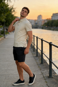 Polo unisex de piqué de alto rendimiento con costuras térmicas. Ideal para golf o ropa deportiva. M-01-007 Azul marino