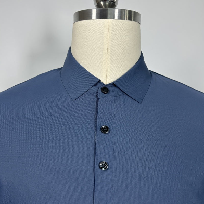 Polo unisex de piqué de alto rendimiento con costuras térmicas. Ideal para golf o ropa deportiva. M-01-007 Azul marino