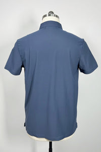 Polo unisex de piqué de alto rendimiento con costuras térmicas. Ideal para golf o ropa deportiva. M-01-007 Azul marino
