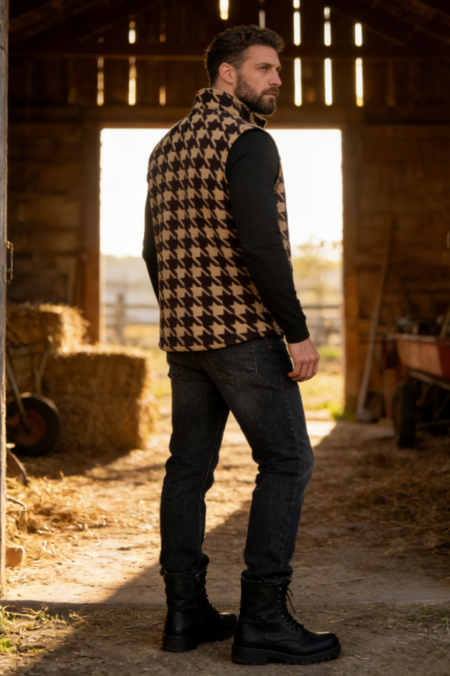 Lushest Fleece Vest|Full Front Zip|Welt Hip Pockets|W-06-002 Black/Red print, Black/Blue print, Dark Choc/Tan print