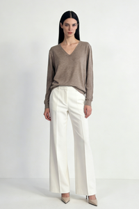 Suéter suave y acogedor con cuello en V para mujer | Talla única | W-03-011 | Negro