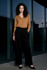 Suéter suave y acogedor con cuello en V para mujer | Talla única | W-03-011 | Negro