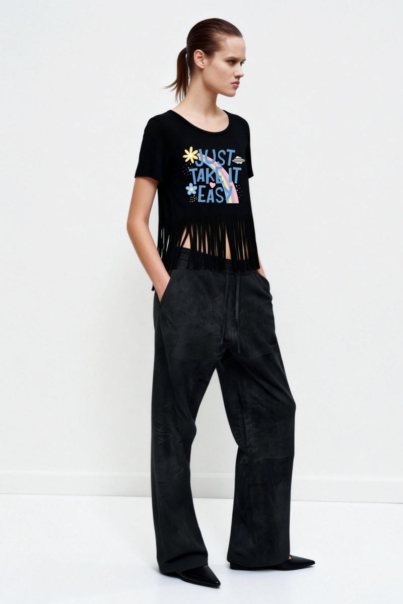 Top corto de punto ceñido con flecos ondulantes en la parte inferior | W-04-001-Negro