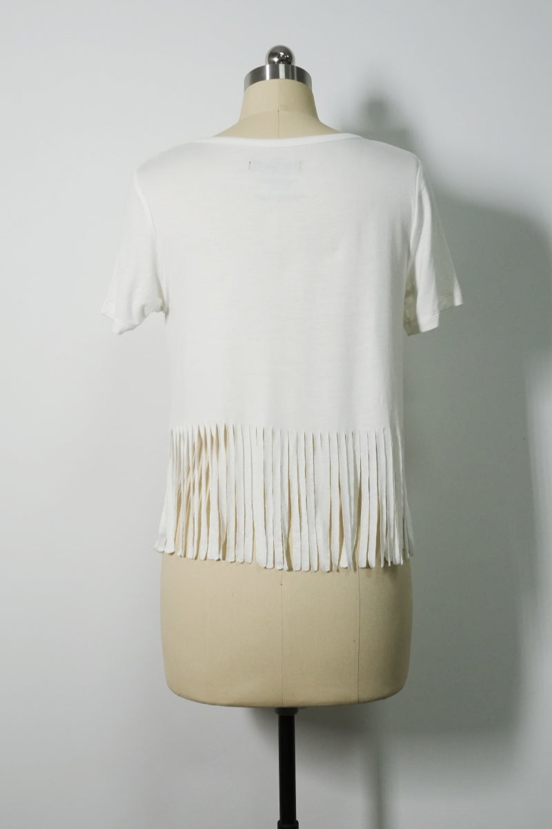 Top corto de punto ceñido con flecos ondulantes en la parte inferior | W-04-001-Blanco