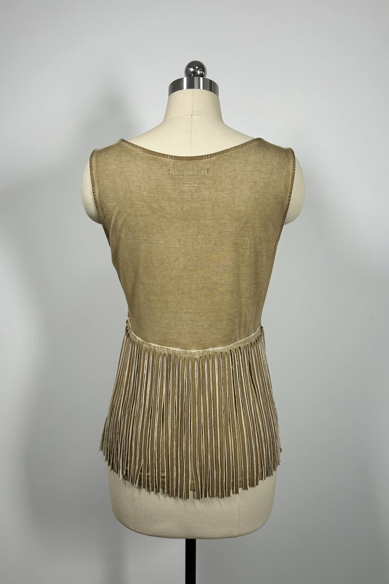 Camiseta de tirantes para mujer con escote en V, dobladillo con flecos y teñido en prenda - Cuerpo de doble capa W-04-003 DD Buckskin