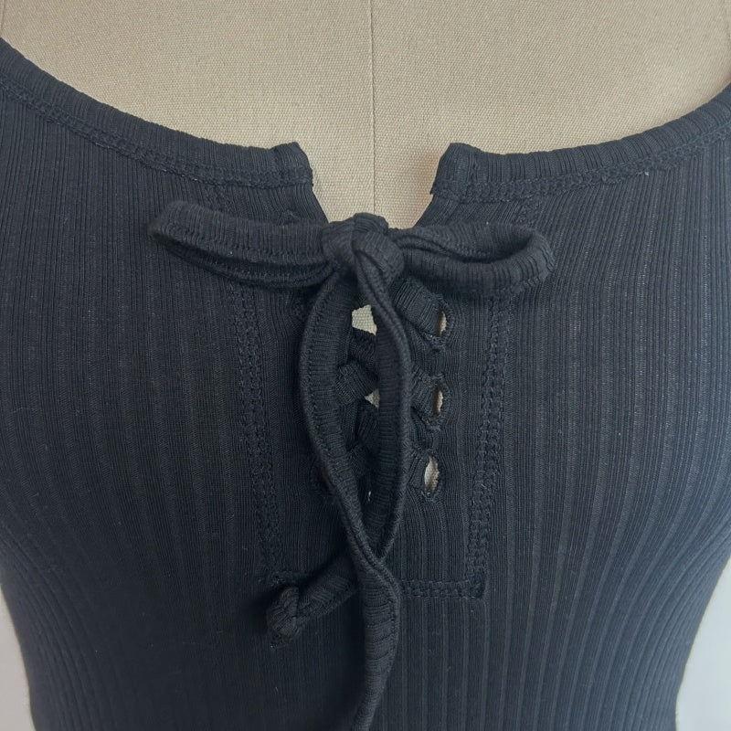 Body de mujer con cuello redondo, de mezcla de algodón y cordones - W-04-010 Negro