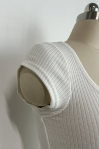 Body de mujer con cuello redondo, de mezcla de algodón y cordones - W-04-010 - Blanco