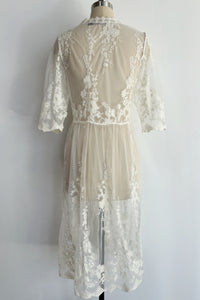 Women’s Floral Lace Longline Poncho – Scalloped Edge Open Front-W-04-015-020 Cream