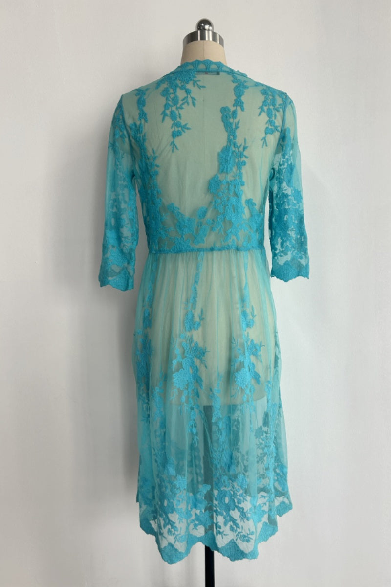 Poncho largo de encaje floral para mujer, con borde festoneado y abertura frontal - W-04-015-390 Turquesa