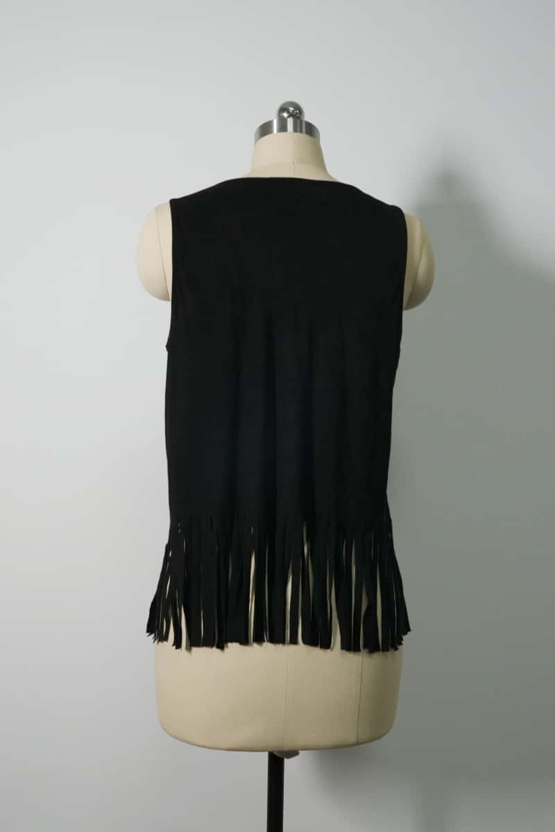 Camiseta de tirantes de ante sintético con escote redondo y flecos para mujer, color negro azabache - W-05-011-010