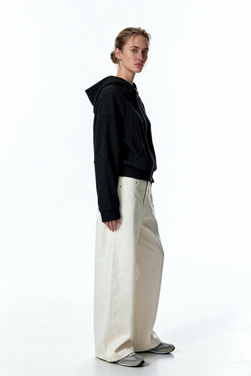 Sudadera deportiva con capucha y cremallera completa para mujer | Tejido de punto gofrado estructural de 260 g/m² | Bolsillo canguro | W-07-025-Negro