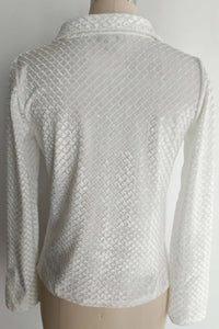 Camisa de terciopelo elástico texturizado con botones | Cuello femenino | W-08-001-020 Blanco