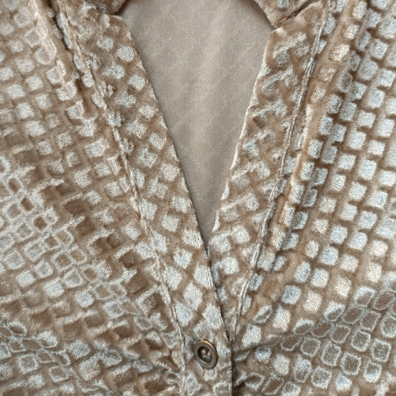 Textured Stretchy Velvet Cinched Buttoned-up  Shirt|Feminine Collar | W-08-001-075 Sand