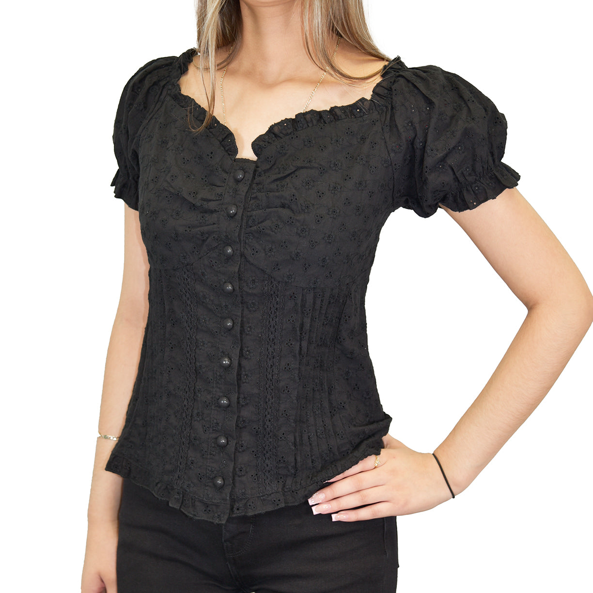 Blusa atemporal de algodón con ojales bordados y escote con volantes (W-08-002, negro)