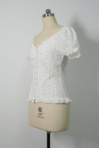 Blusa de algodón con ojales bordados atemporales y cuerpo tipo corsé con volantes en el escote - W-08-002 Blanco