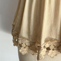 Women’s Garment Dyed Lace Trim Babydoll Cami Top – Crisscross Back Straps|W-08-005 Sand