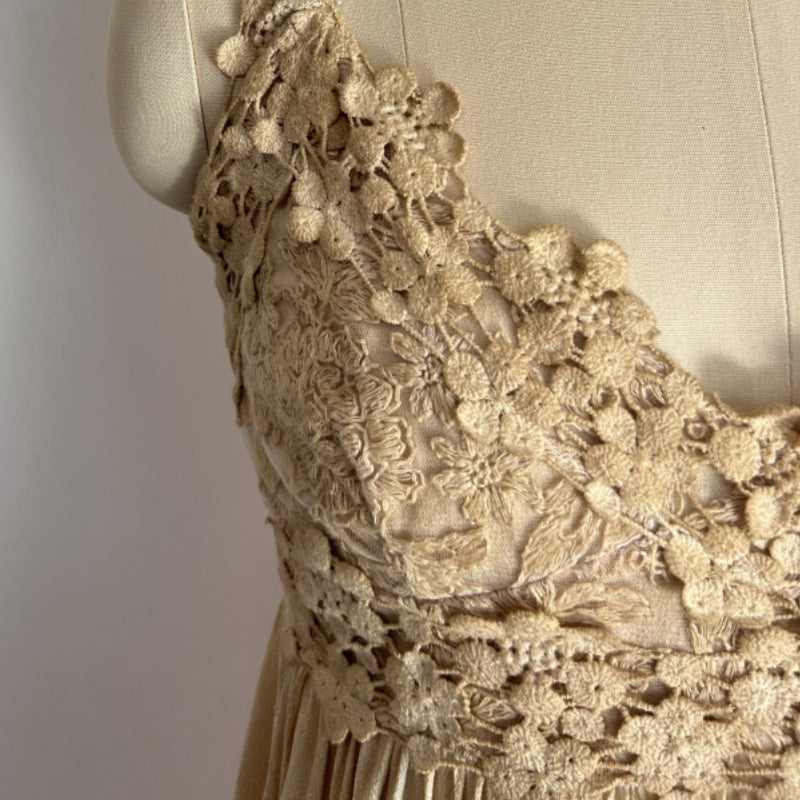 Women’s Garment Dyed Lace Trim Babydoll Cami Top – Crisscross Back Straps|W-08-005 Sand