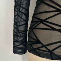 Top de malla flocada transparente con cuello medio para mujer | Manga larga | Estampado geométrico W-17-001 Negro