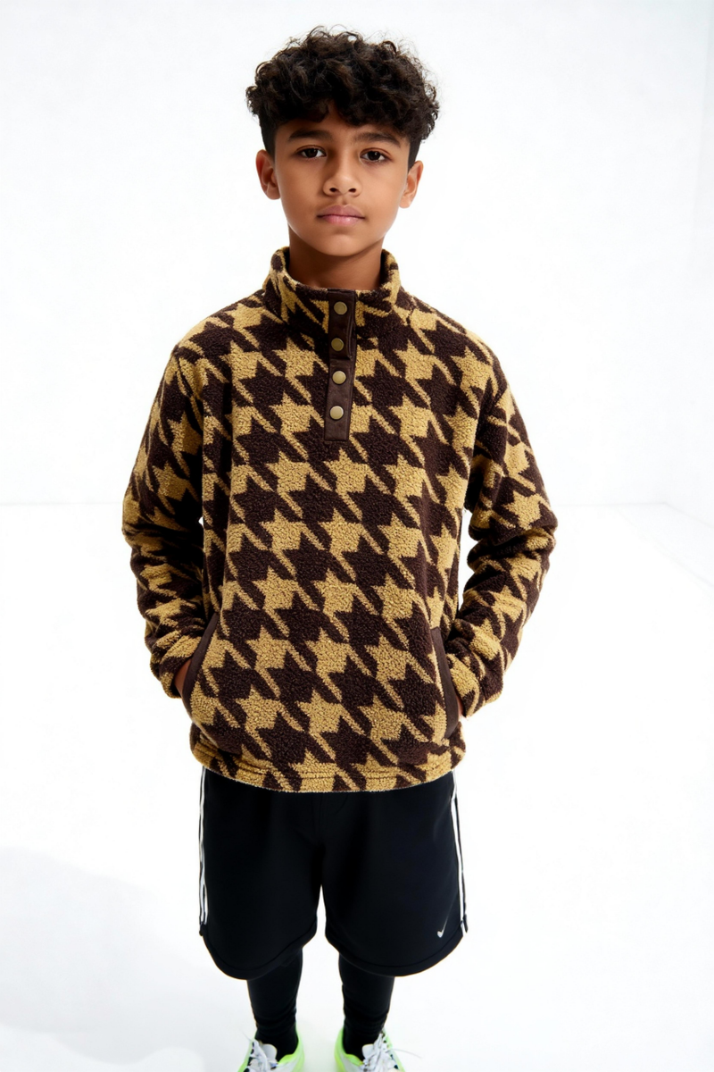 Comfortable daytime style, featuring a quarter-button design and fleece fabric, available in both boys' and girls' sizes